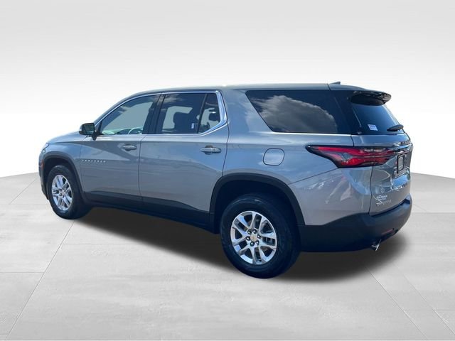 Used 2023 Gray Chevrolet LS image 3