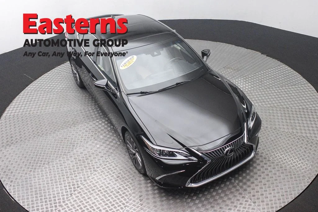 Used 2020 Black Lexus 350 Luxury image 3