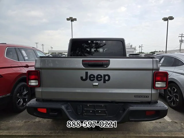 Used 2020 Billet Silver Metallic JEEP SPORT image 6