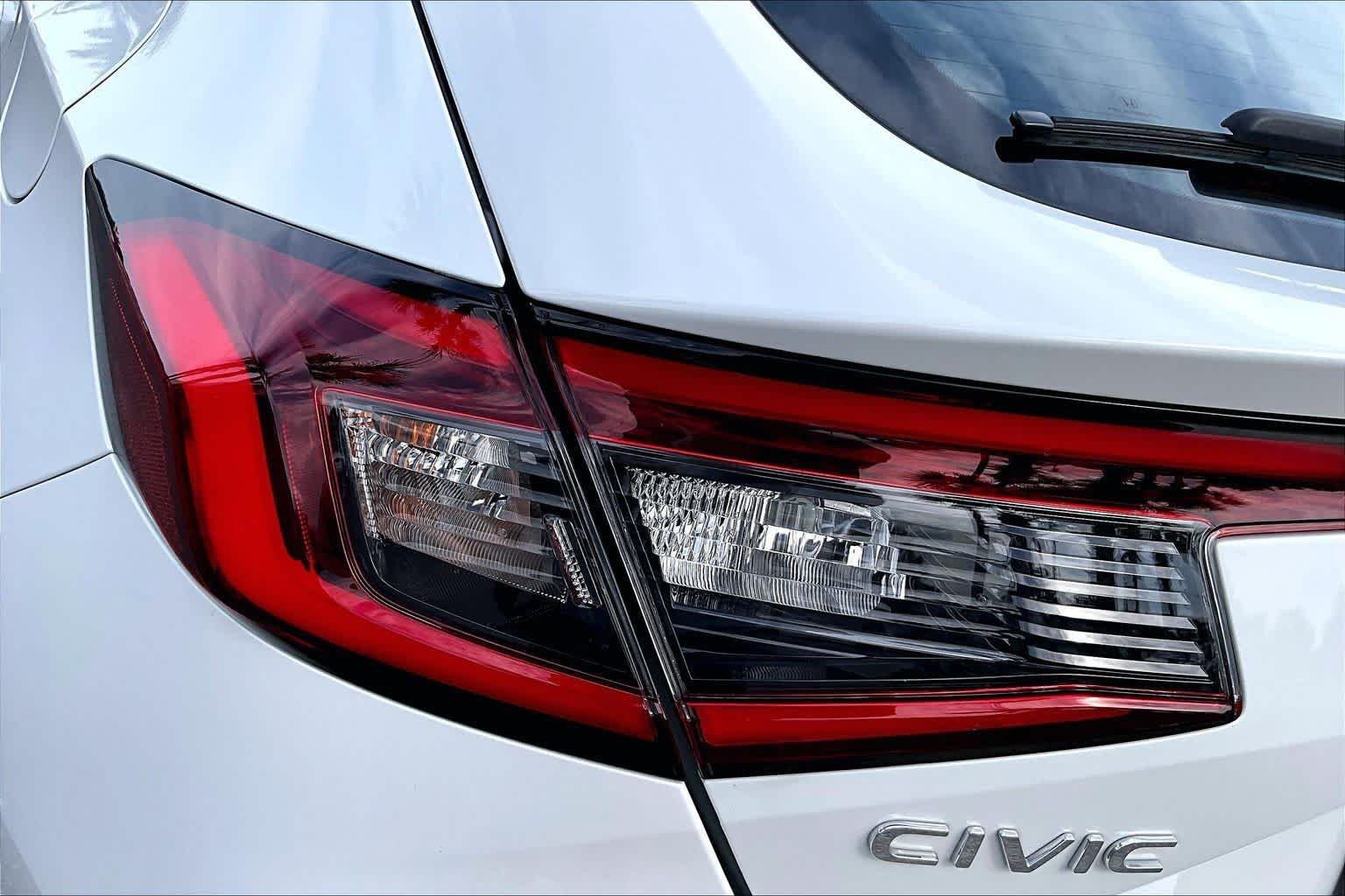 2023 Honda Civic Hatchback LX - Photo 28
