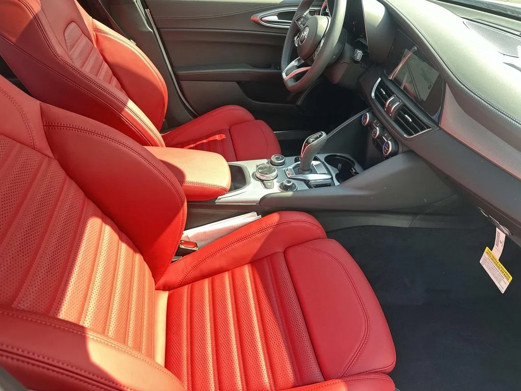 2026 Alfa Romeo Giulia Base - Photo 19