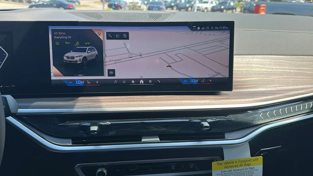 Used 2026 White BMW xDrive40i image 18