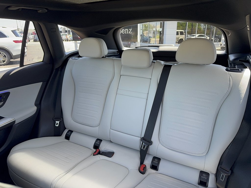 Certified Used 2024 MANUFAKTUR Patagonia Red Metallic Mercedes-Benz GLC 300 4MATIC® image 13