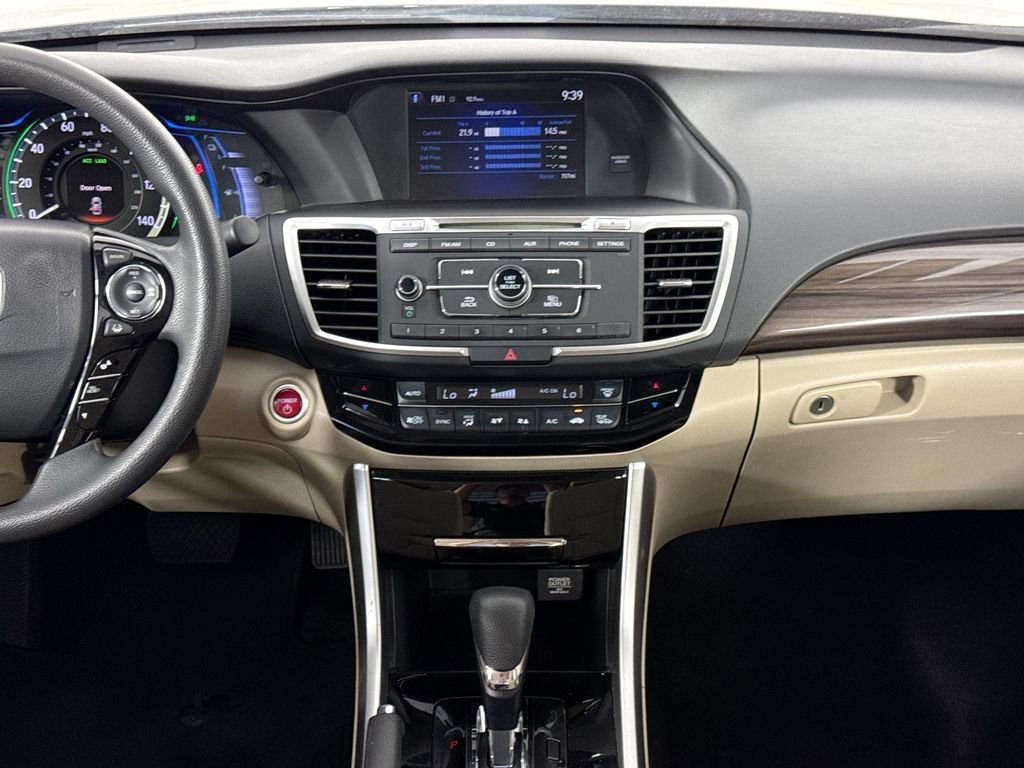 2017 Honda Accord Hybrid - Photo 14