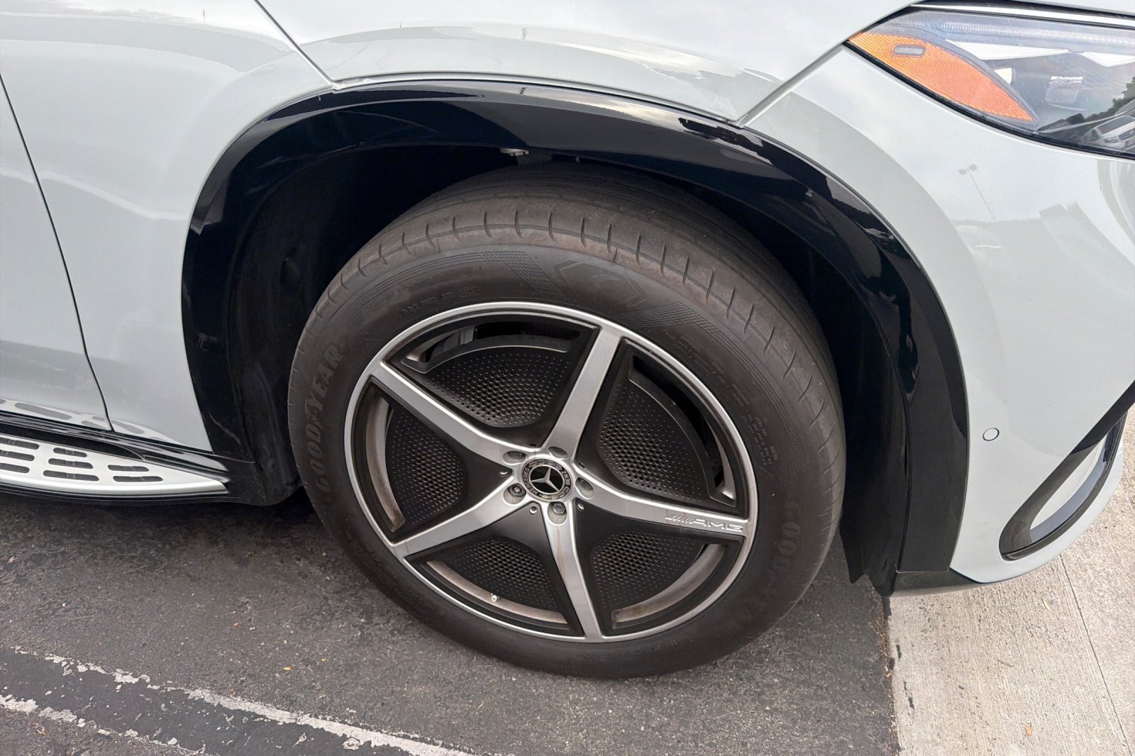 Certified Used 2024 Gray Mercedes-Benz 450 image 7