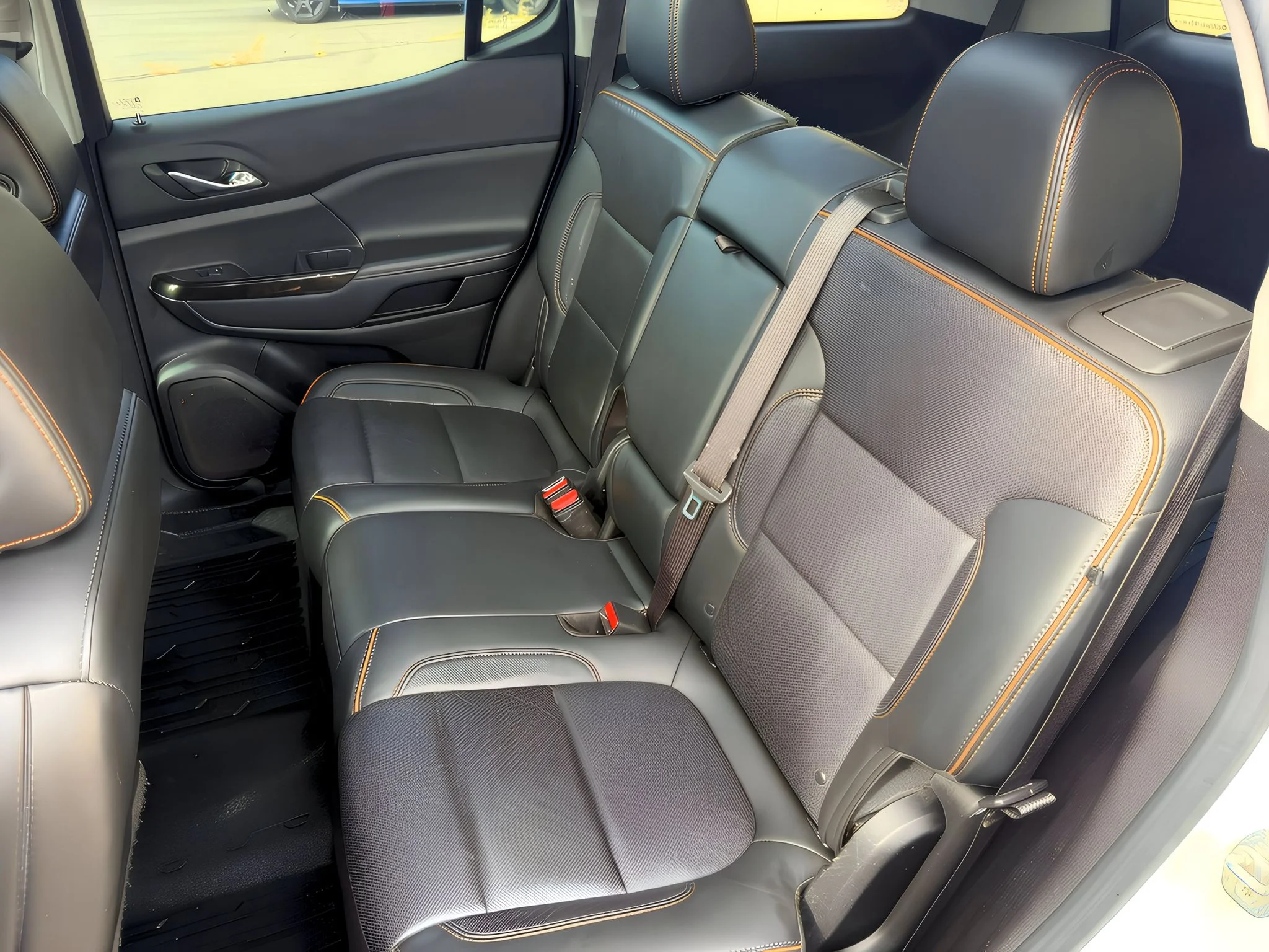 Photo 33