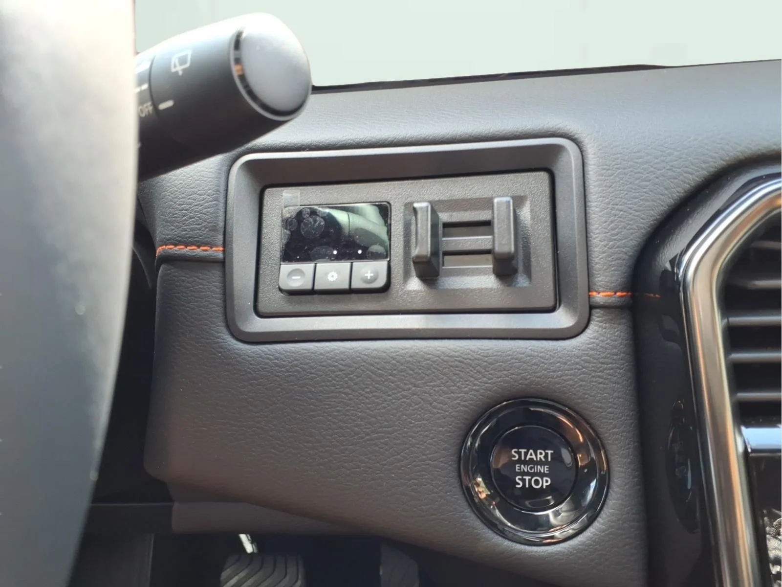 New 2026 Alpine Metallic / Super Black Two-tone Nissan PRO-4X® image 20
