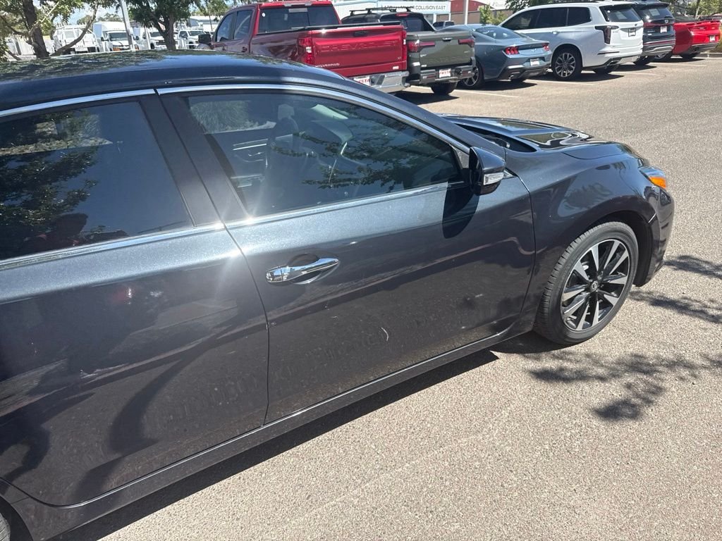Used 2018 Blue Nissan 2.5 SL image 20