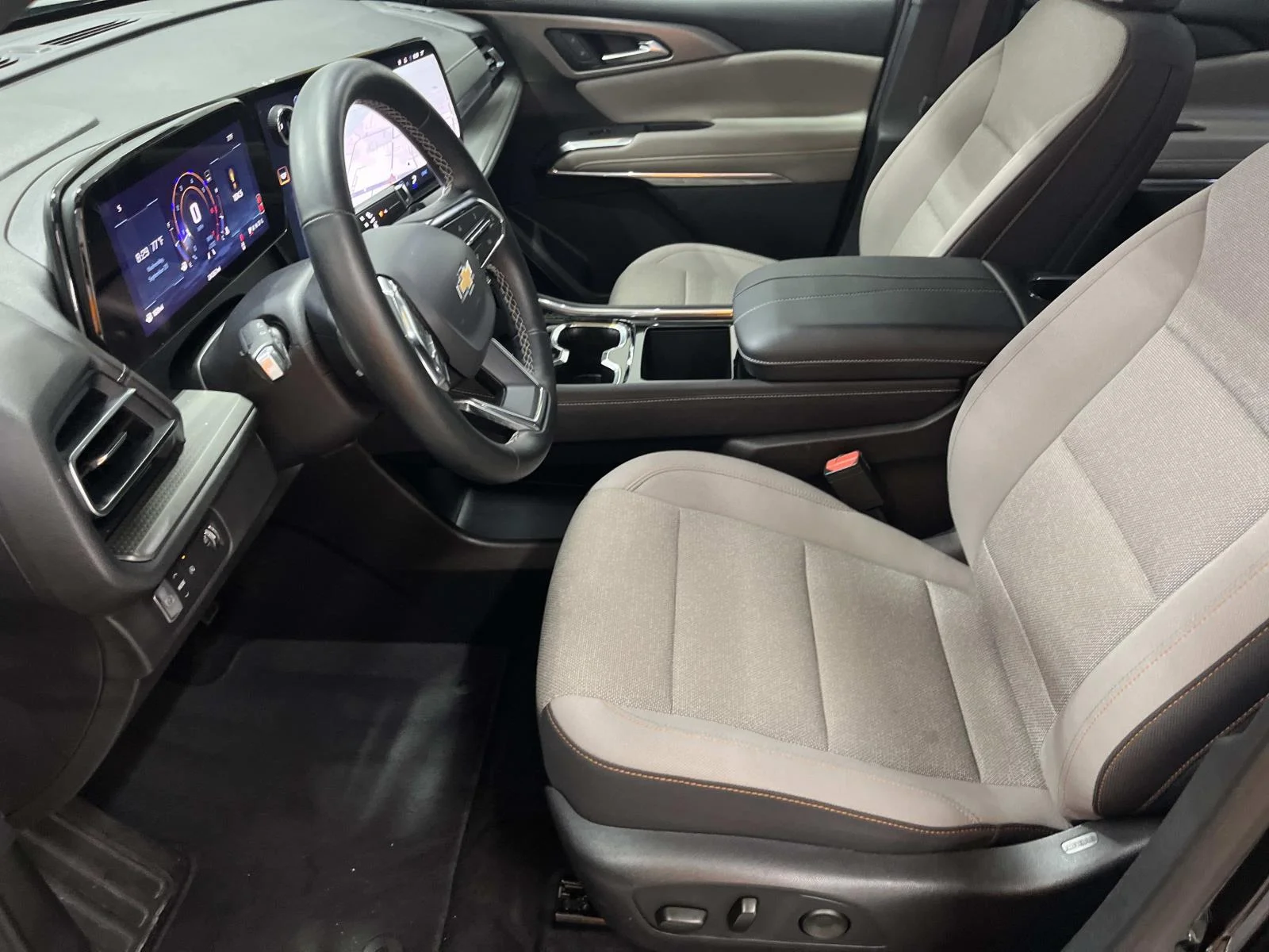 Used 2026 Mosaic Black Metallic Chevrolet LT image 11