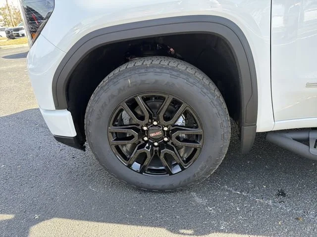New 2026 Summit White GMC Pro image 31