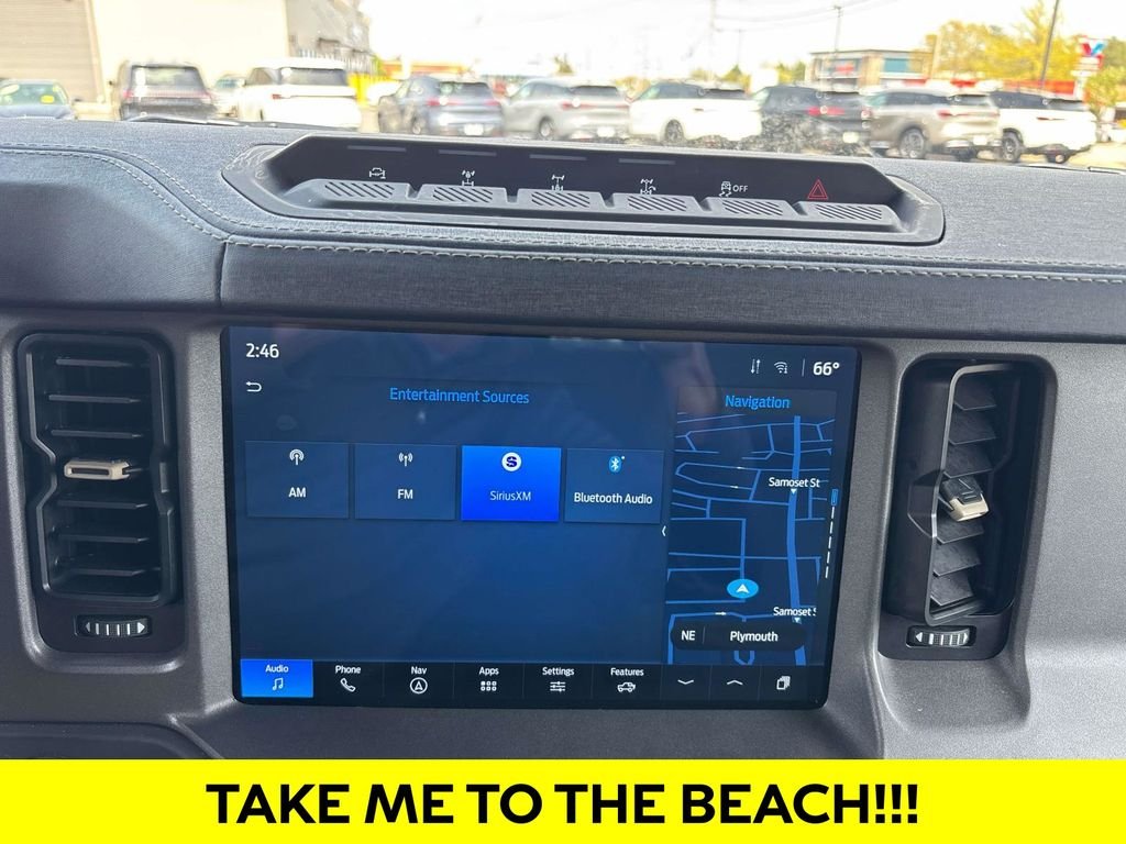Used 2025 Blue Ford Badlands image 30