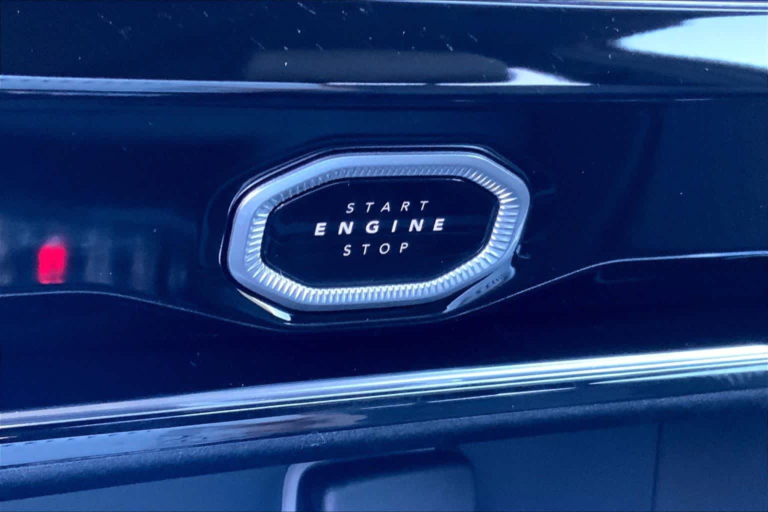New 2026 Steel Blue Exterior Paint Jeep Limited image 16