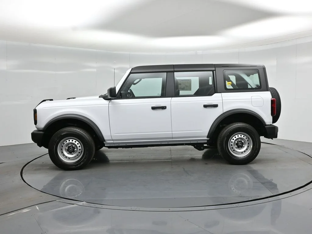 New 2026 White Ford Base image 27