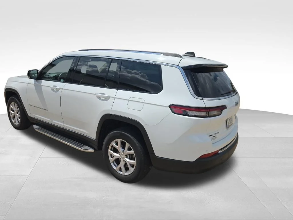 Used 2021 White Jeep Limited image 12