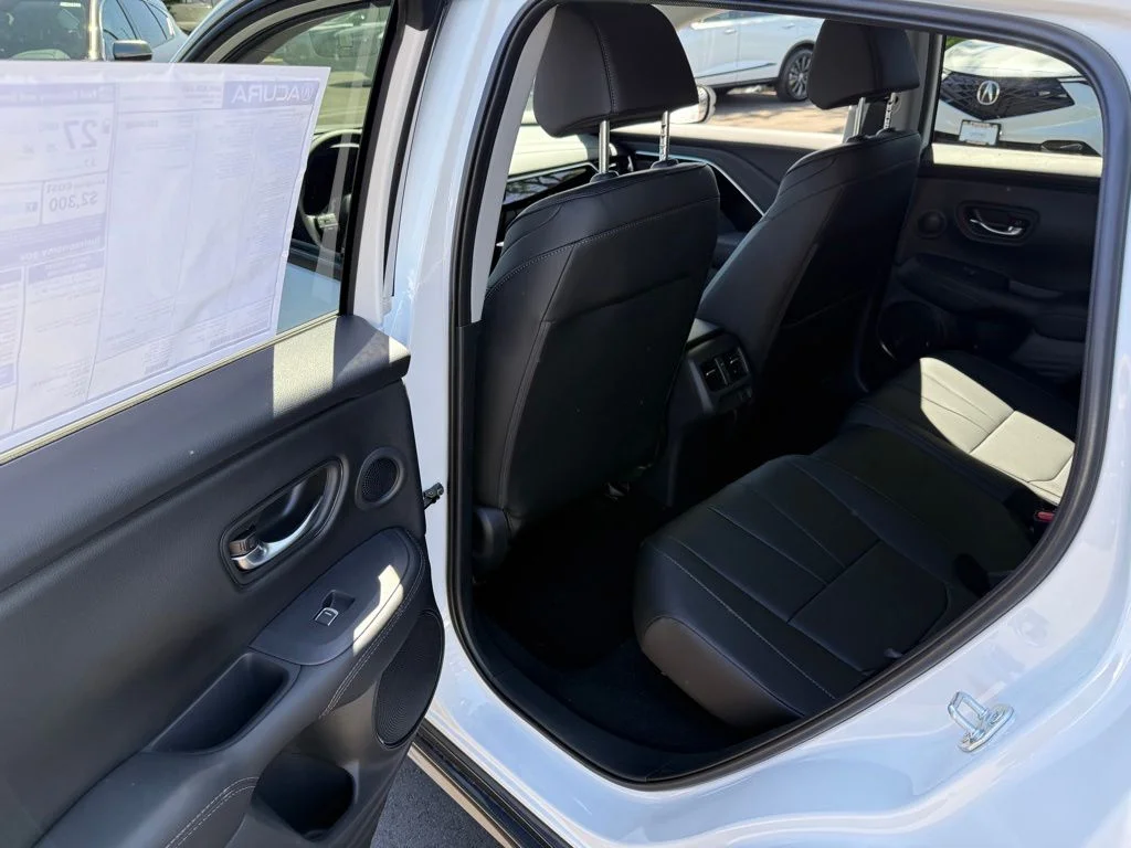 New 2026 Platinum White Pearl Acura Base image 14