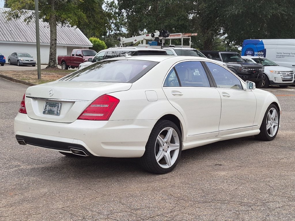 Used 2011 White Mercedes-Benz S 550 image 5