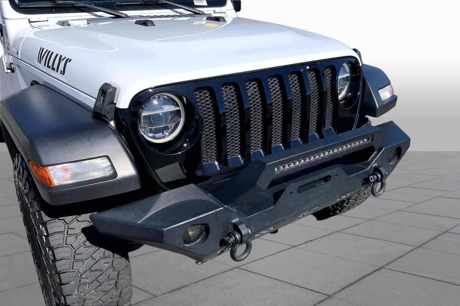 Used 2020 Bright White Clearcoat Jeep Willys Sport image 29