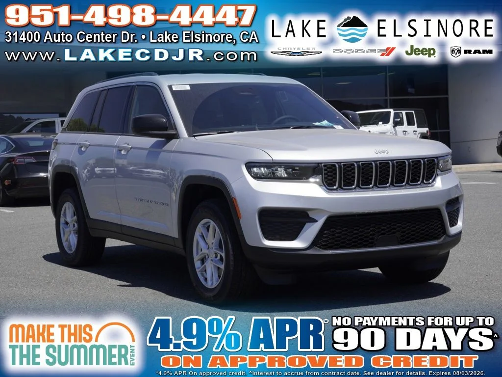 2026 Jeep Grand Cherokee Laredo