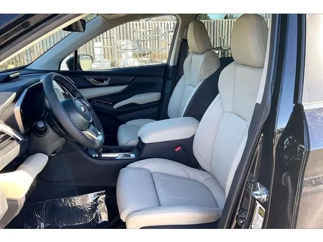 New 2026 CRYSTAL BLACK SILICA Subaru Limited 8-Passenger image 21