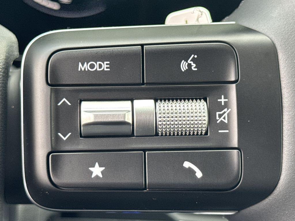 New 2026 Silver Hyundai SEL FWD image 24