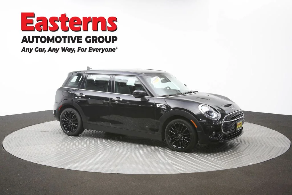 Used 2023 Black MINI Clubman image 47