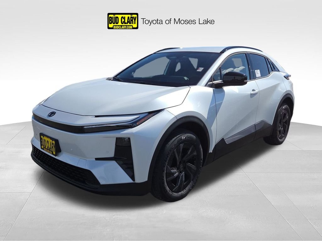 2026 Toyota C-HR SE AWD's photo