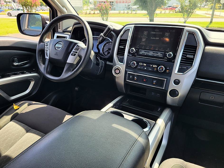 Used 2021 Super Black Nissan SV image 30