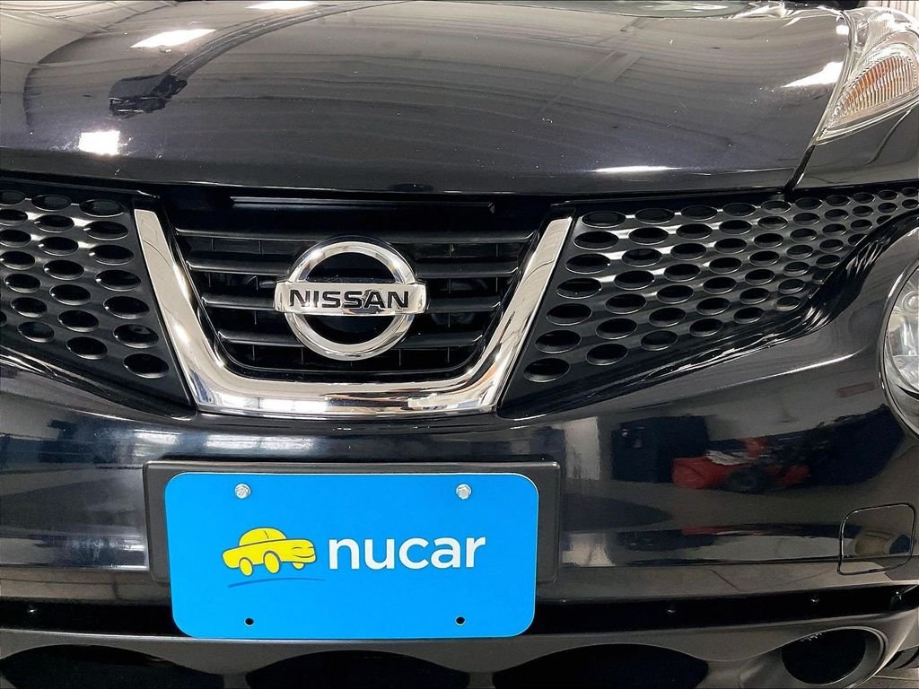 Used 2014 Black Nissan S image 30