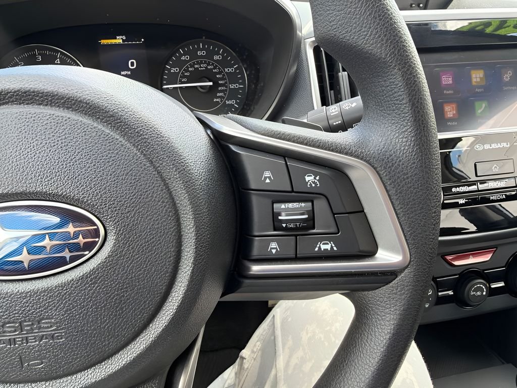Used 2018 Ice Silver Metallic Subaru 2.0i Premium image 14