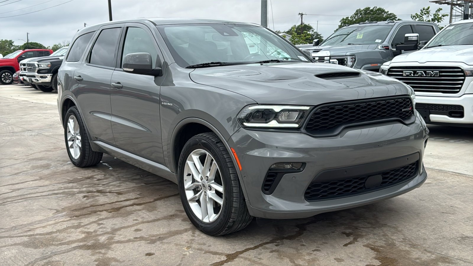 Used 2022 Destroyer Gray Clearcoat Dodge R/T Plus image 3