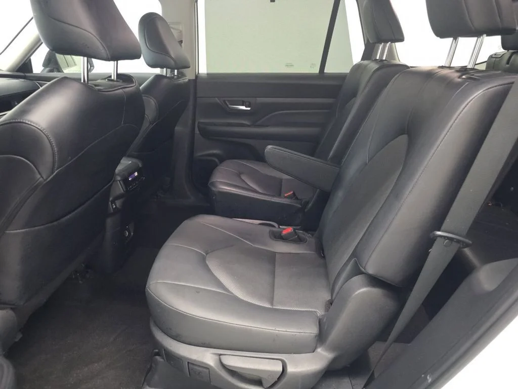 Used 2024 Beige Toyota XLE image 10