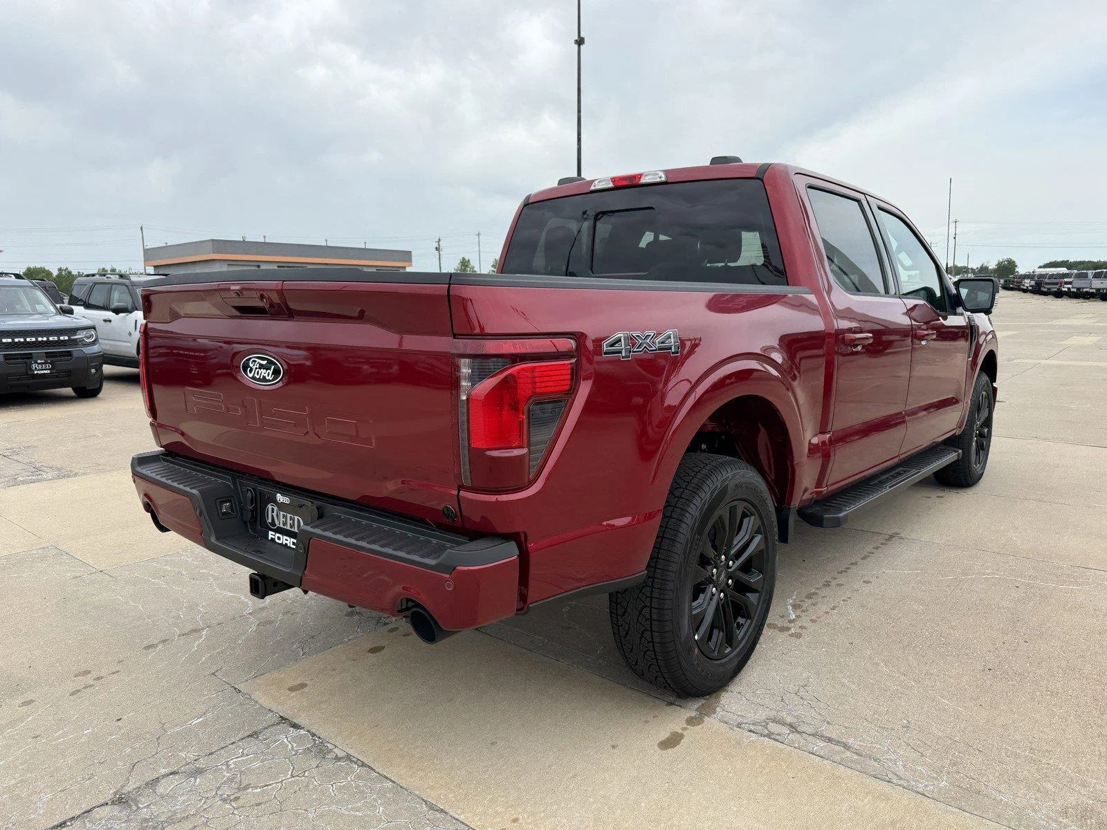 New 2026 Ruby Red Metallic Tinted Clearcoat Ford XLT image 9