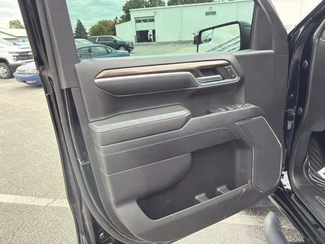 Used 2023 BLACK Chevrolet LT Trail Boss image 28
