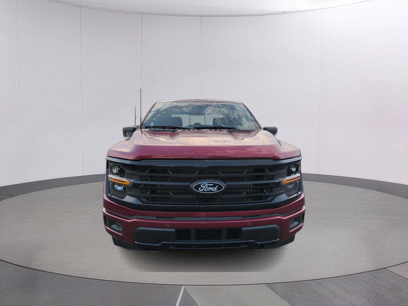 Used 2026 Ruby Red Metallic Tinted Clearcoat Ford XLT image 8