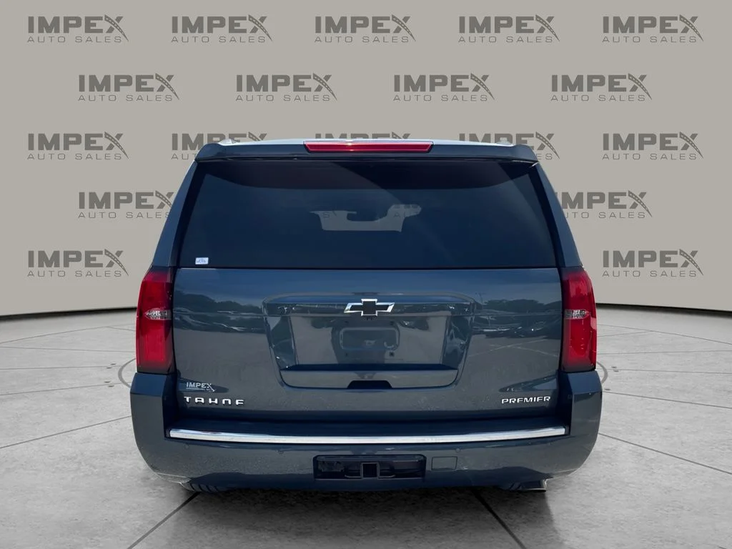 Used 2019 Gray Chevrolet Premier image 4