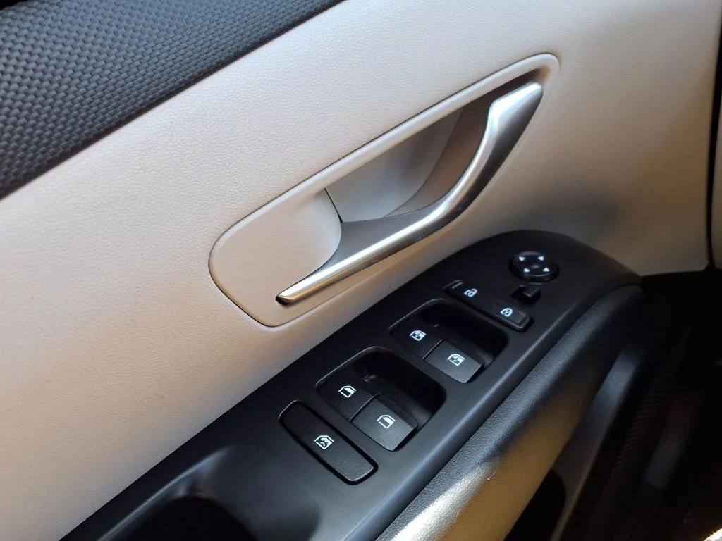 Certified Used 2024 Silver Hyundai SEL image 17