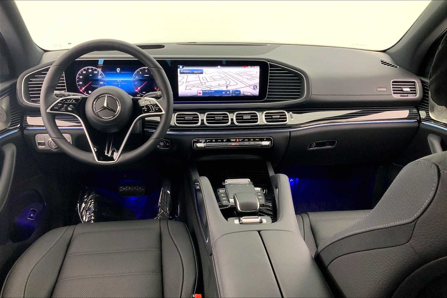 New 2025 MANUFAKTUR Alpine Grey Mercedes-Benz GLS 450 image 10