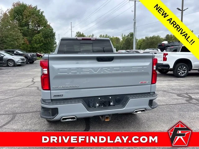 Used 2024 Gray Chevrolet RST image 9
