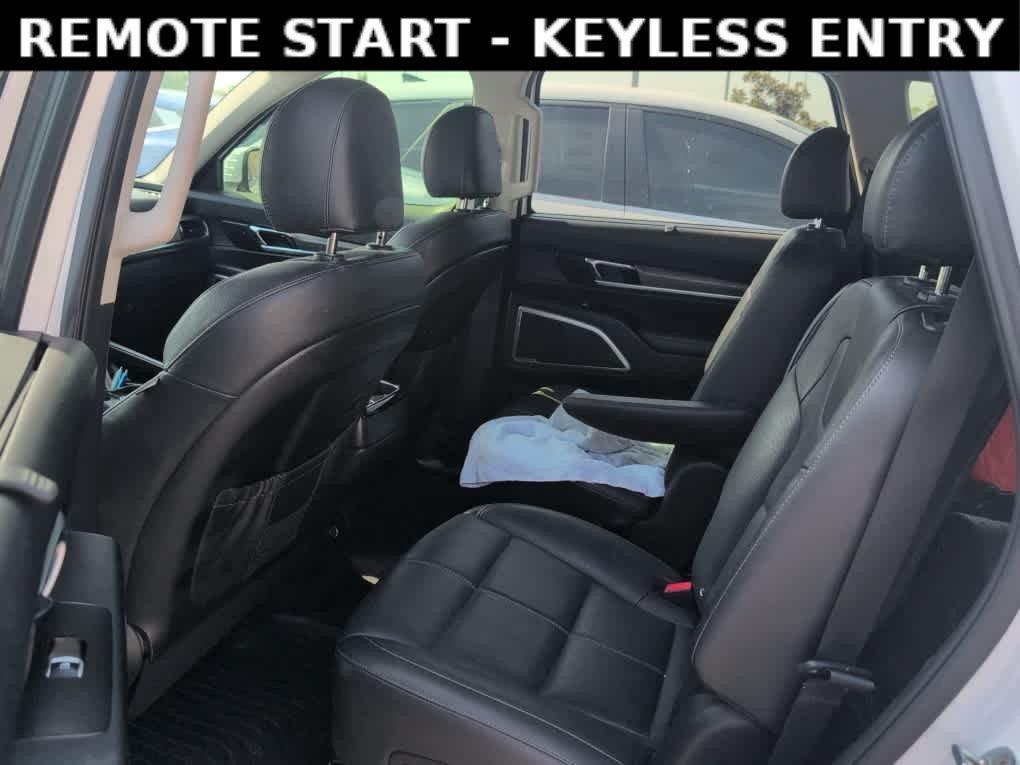 Used 2021 Glacial White Pearl Kia EX image 8