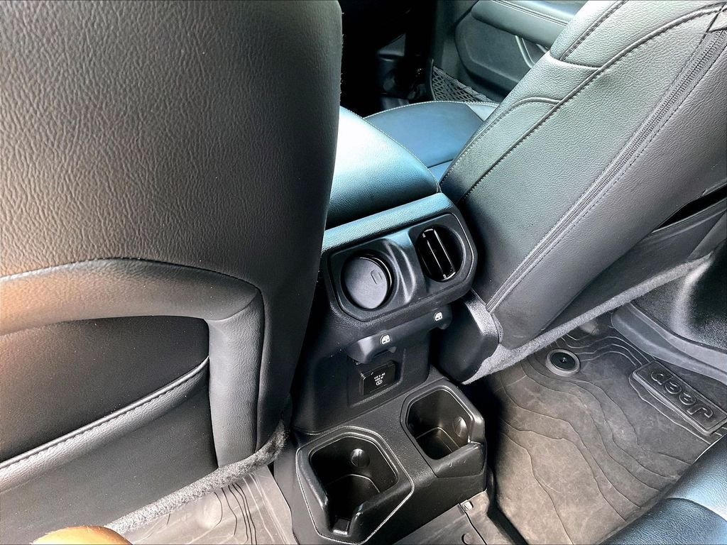 Used 2023 Black Jeep Overland image 27