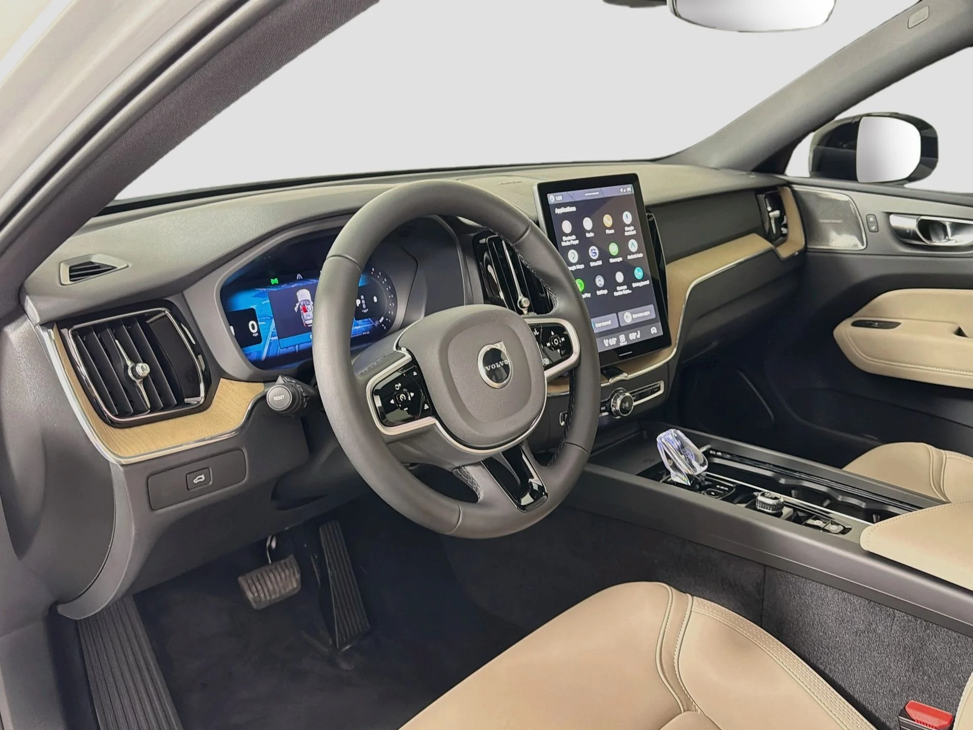 New 2026 Crystal White Volvo Plus image 10