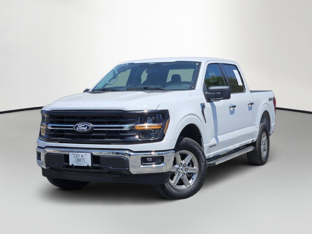Used 2025 White Ford XLT image 3
