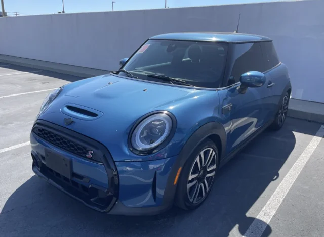 2023 MINI Cooper S Signature