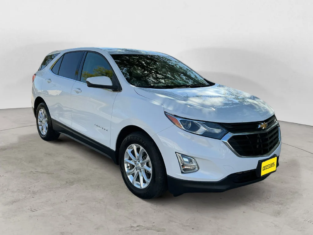Used 2019 SUMMIT WHITE Chevrolet LT image 3