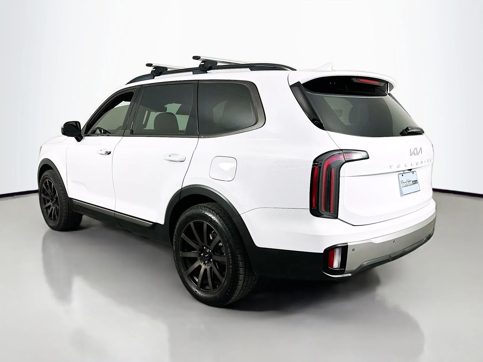 Used 2023 Glacial White Pearl Kia SX-Prestige X-Pro image 6