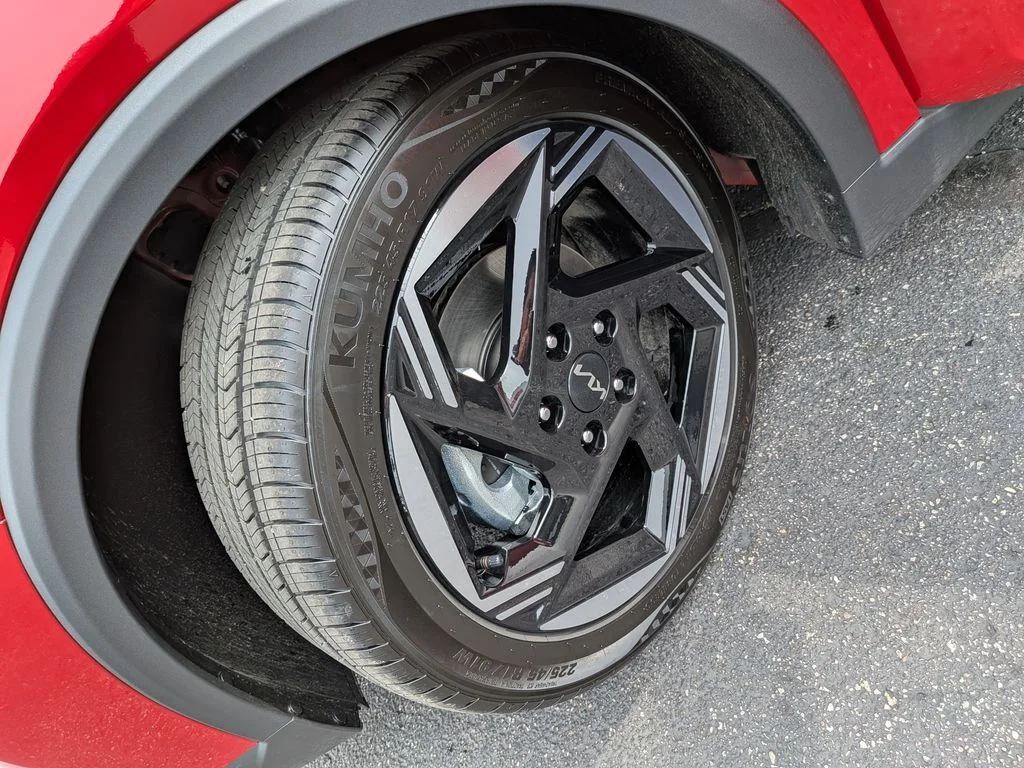 New 2026 Currant Red Kia EX image 35