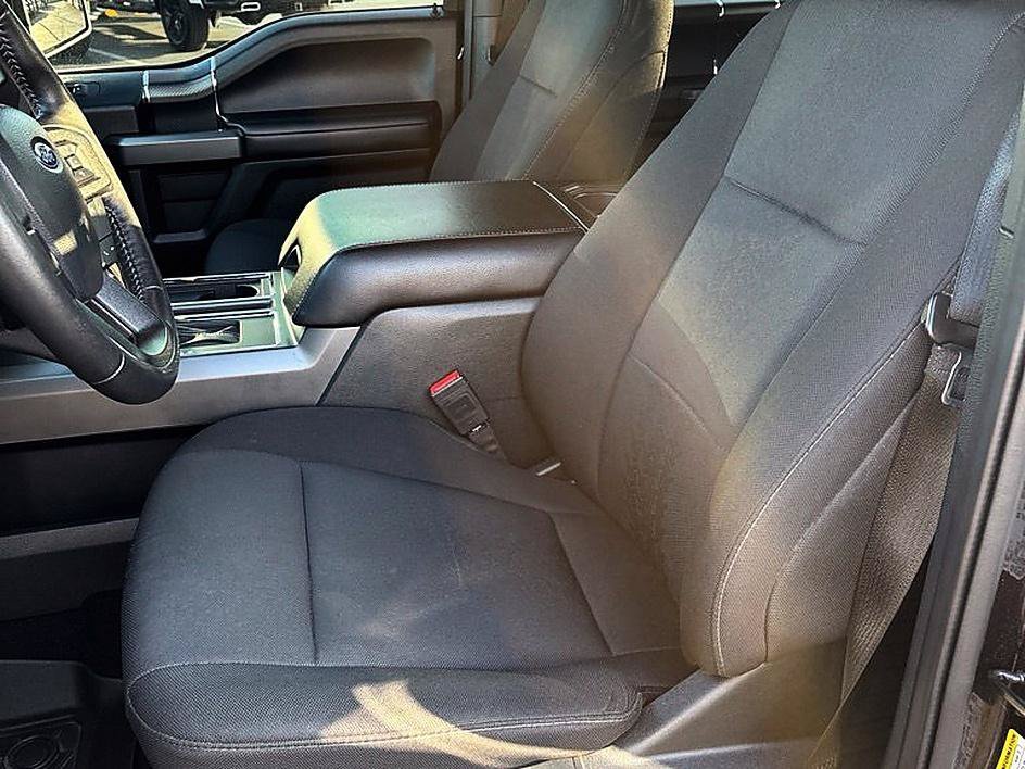 Used 2020 Red Ford XLT image 11