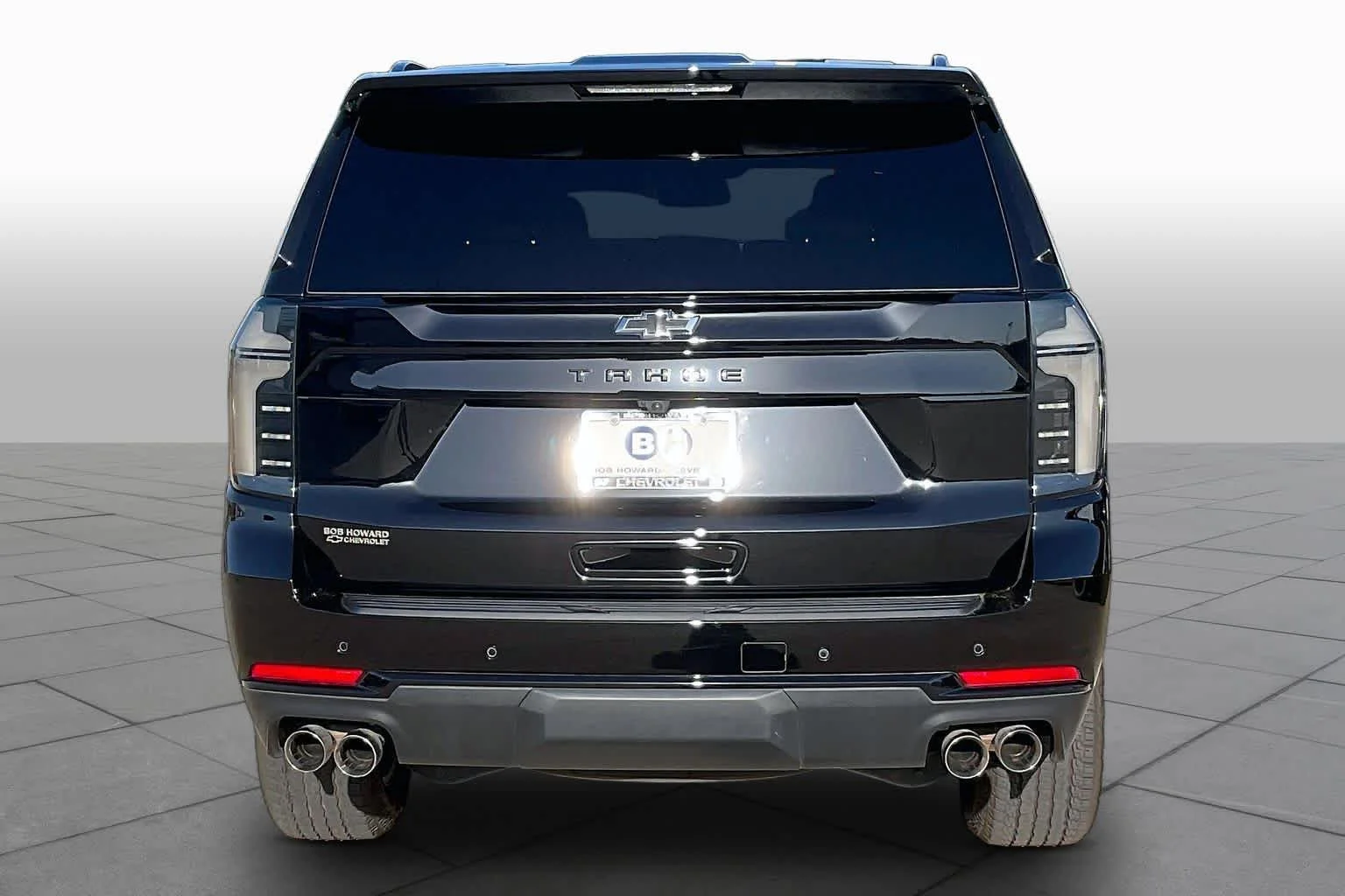 Used 2025 Black Chevrolet Z71 image 5
