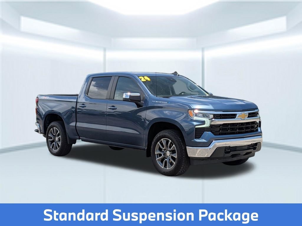 Used 2024 Lakeshore Blue Metallic Chevrolet LT (2FL) image 9