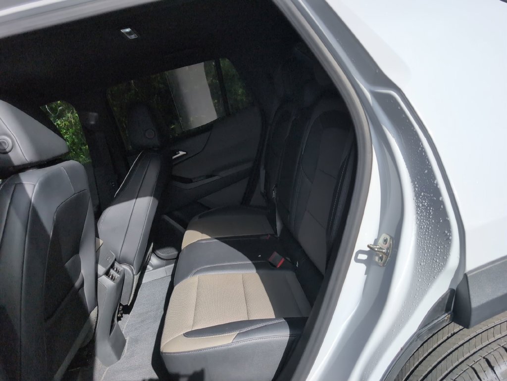Used 2026 White Chevrolet LT image 26